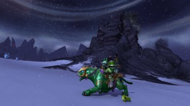 Spankyhunter's shows us his colour coordinated mount, transmog & pet